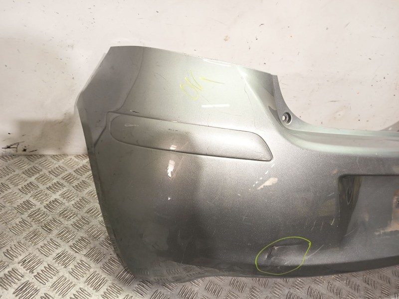 Recambio de paragolpes trasero para toyota yaris (_p9_) 1.0 vvt-i (ksp90_) referencia OEM IAM 521590D986  PLATA