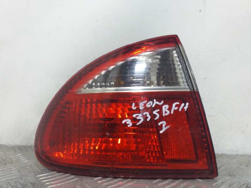 Recambio de piloto trasero izquierdo para seat leon (1m1) signo referencia OEM IAM 1M6945111  