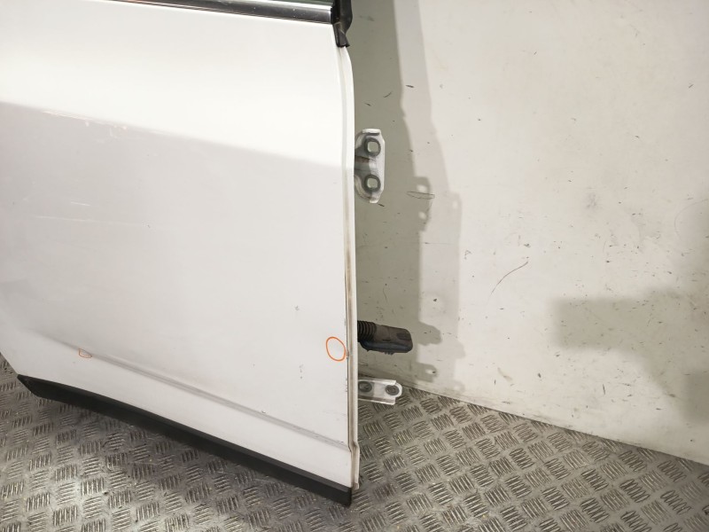 Recambio de puerta trasera derecha para chevrolet orlando (j309) 2.0 d referencia OEM IAM 95242607  