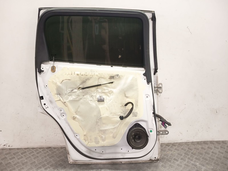 Recambio de puerta trasera izquierda para chevrolet orlando (j309) 2.0 d referencia OEM IAM 95242606  
