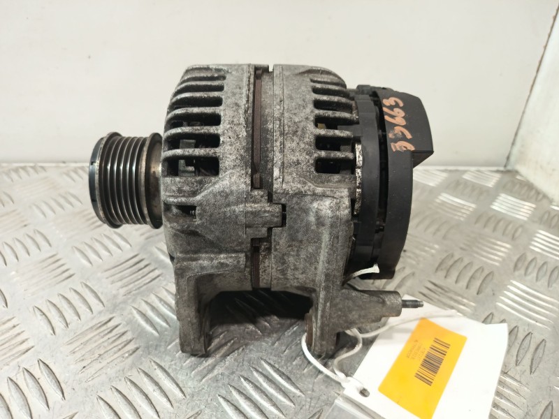 Recambio de alternador para seat ibiza iii (6l1) 1.9 tdi referencia OEM IAM 038903023L 038903018RX 