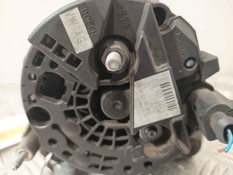 Recambio de alternador para seat ibiza iii (6l1) 1.9 tdi referencia OEM IAM 038903023L 038903018RX 