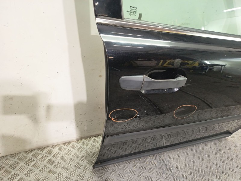 Recambio de puerta delantera derecha para volvo xc90 i (275) d5 awd referencia OEM IAM 31385357  