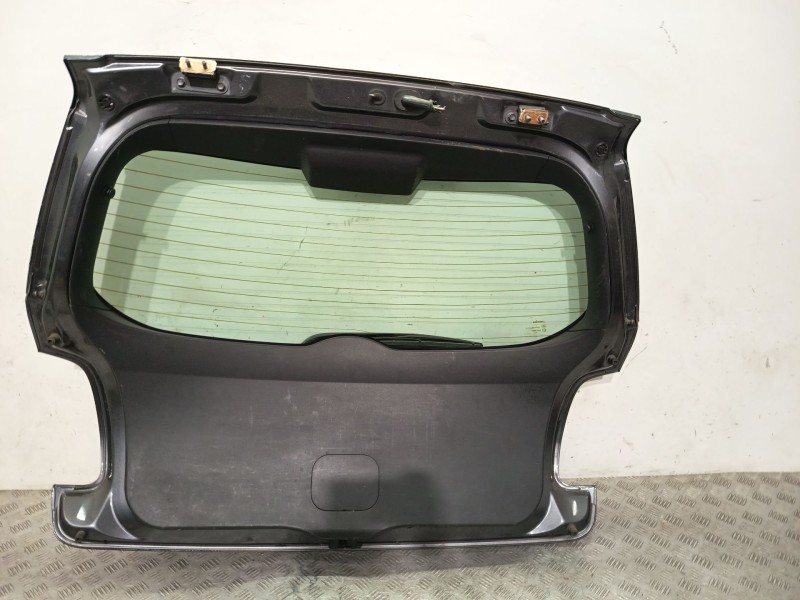 Recambio de porton trasero para toyota auris (_e15_) 2.0 d-4d (ade150_) referencia OEM IAM 6700502220  