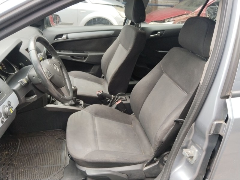 opel astra h (a04) del año 2006