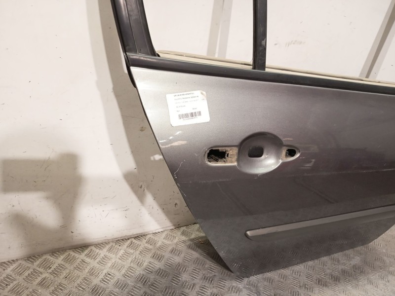 Recambio de puerta trasera derecha para renault megane ii berlina 5p referencia OEM IAM  GRIS 