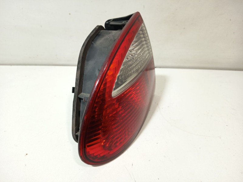 Recambio de piloto trasero izquierdo para seat leon (1m1) signo referencia OEM IAM 1M6945111  