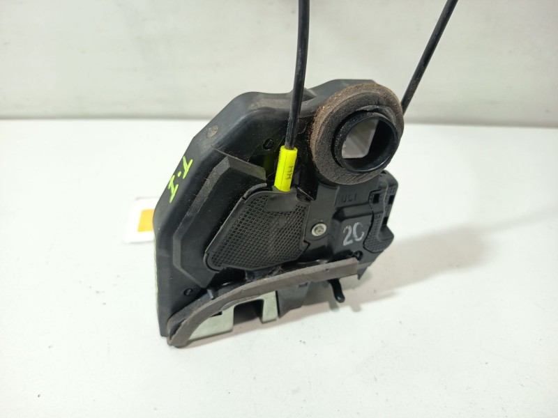 Recambio de cerradura puerta trasera izquierda para toyota auris (_e15_) 1.6 (zre151_) referencia OEM IAM 6906002170  