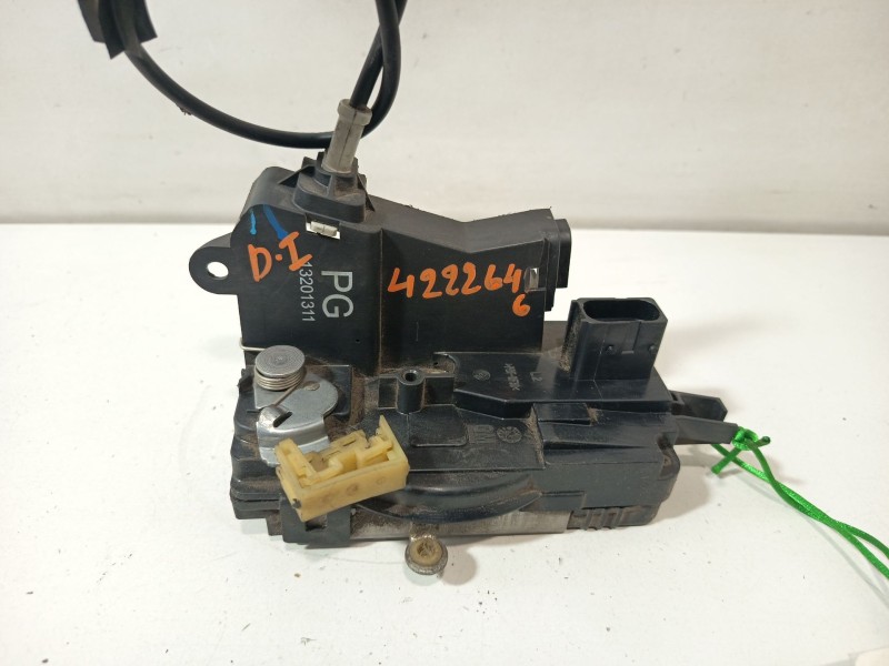Recambio de cerradura puerta delantera izquierda para opel signum cosmo referencia OEM IAM 13201311  