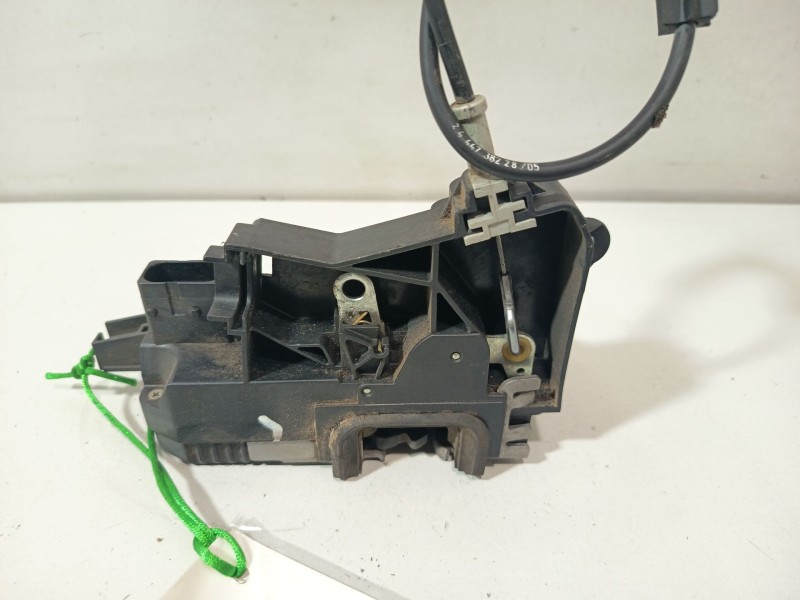 Recambio de cerradura puerta delantera izquierda para opel signum cosmo referencia OEM IAM 13201311  