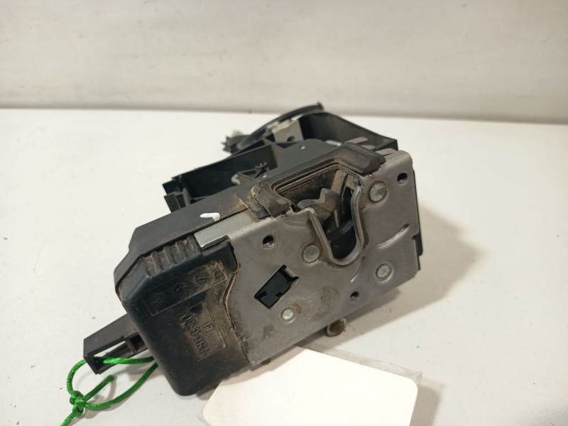 Recambio de cerradura puerta delantera izquierda para opel signum cosmo referencia OEM IAM 13201311  