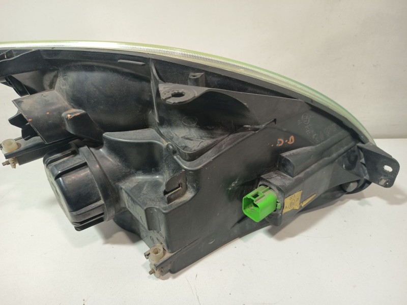 Recambio de faro izquierdo para ford fiesta v (jh_, jd_) 1.4 16v referencia OEM IAM 1320349  