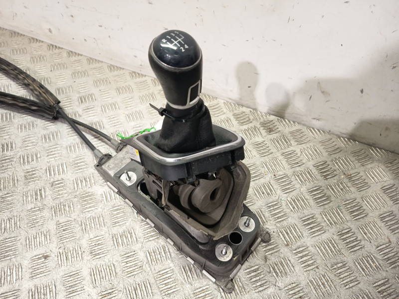 Recambio de palanca cambio para seat leon (1p1) 2.0 tdi 16v referencia OEM IAM 1K0711061B  