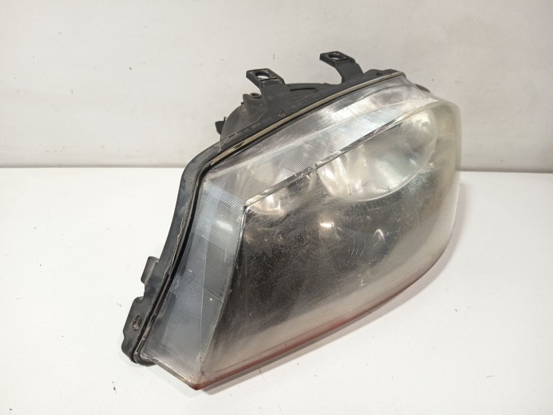 Recambio de faro izquierdo para seat ibiza iii (6l1) 1.9 tdi referencia OEM IAM 6L1941751B  