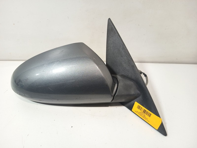Recambio de retrovisor derecho para nissan primera berlina (p12) visia referencia OEM IAM 96301AU480  