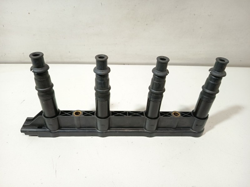 Recambio de bobina encendido para citroën c4 coupé (la_) 1.4 16v referencia OEM IAM 1104091  