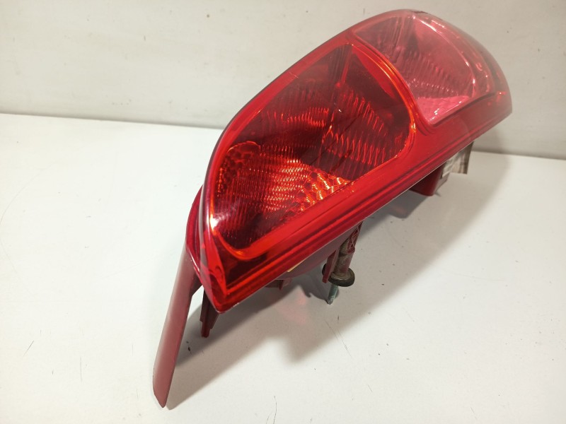 Recambio de piloto trasero izquierdo para peugeot 807 (eb_) 2.0 hdi referencia OEM IAM 1400751780 8200419949 / 6350Y4 