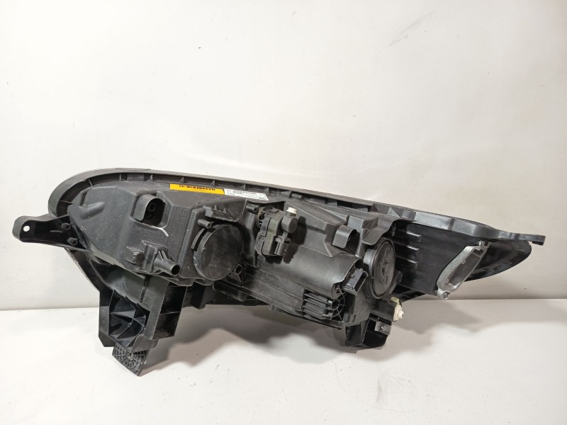 Recambio de faro derecho para renault kadjar (ha_, hl_) 1.3 tce 140 referencia OEM IAM 260105570R  