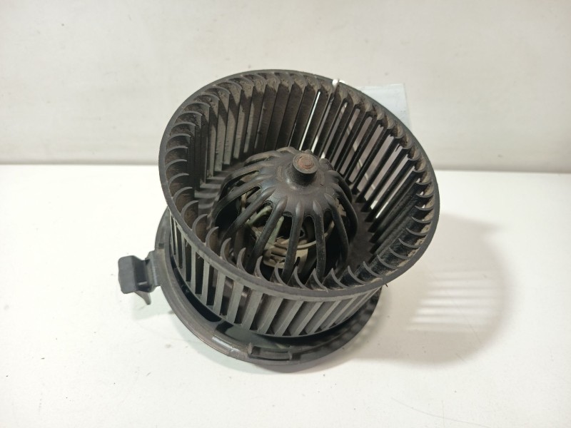 Recambio de motor calefaccion para nissan note (e11, ne11) 1.6 referencia OEM IAM F667217D  