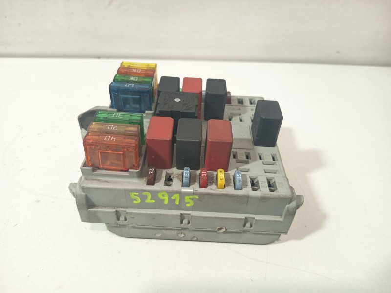 Recambio de caja reles / fusibles para fiat doblo furgoneta/monovolumen (223_) 1.4 referencia OEM IAM A653  