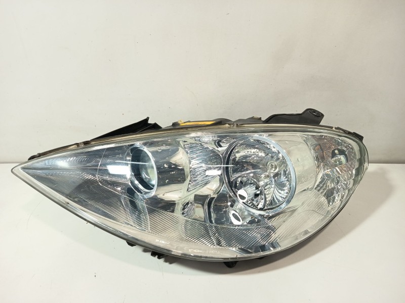 Recambio de faro izquierdo para peugeot 807 (eb_) 2.0 hdi referencia OEM IAM 7701068181  