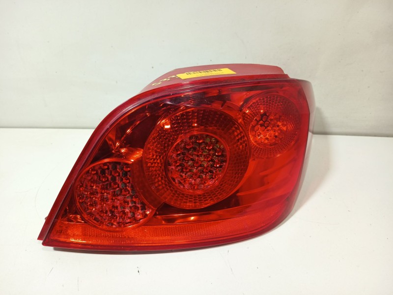 Recambio de piloto trasero derecho para peugeot 307 (3a/c) 2.0 hdi 135 referencia OEM IAM 6351X0  