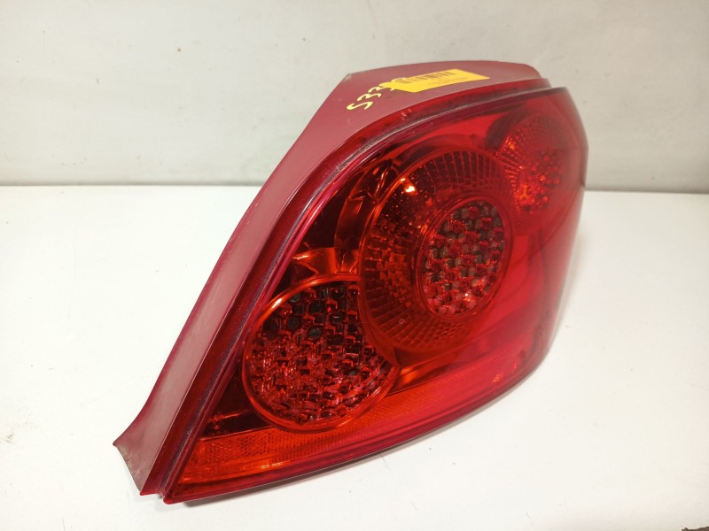 Recambio de piloto trasero derecho para peugeot 307 (3a/c) 2.0 hdi 135 referencia OEM IAM 6351X0  