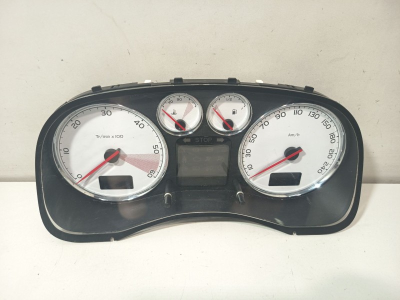 Recambio de cuadro instrumentos para peugeot 307 (3a/c) 2.0 hdi 135 referencia OEM IAM P9661323180E01  