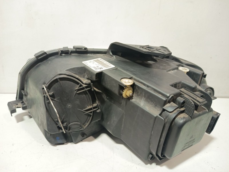 Recambio de faro derecho para audi a3 sportback (8pa) s3 quattro referencia OEM IAM 8P0941004K  