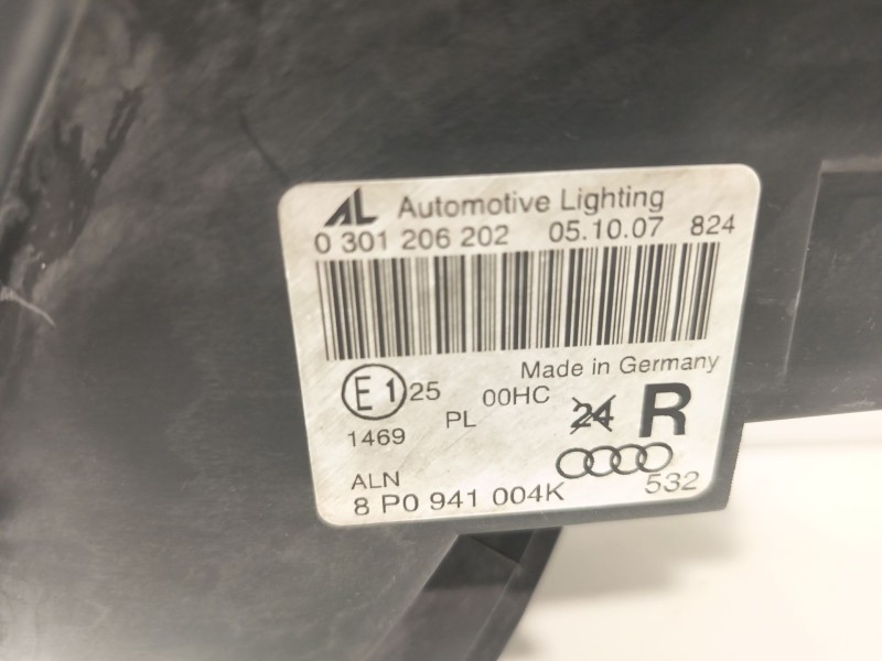 Recambio de faro derecho para audi a3 sportback (8pa) s3 quattro referencia OEM IAM 8P0941004K  