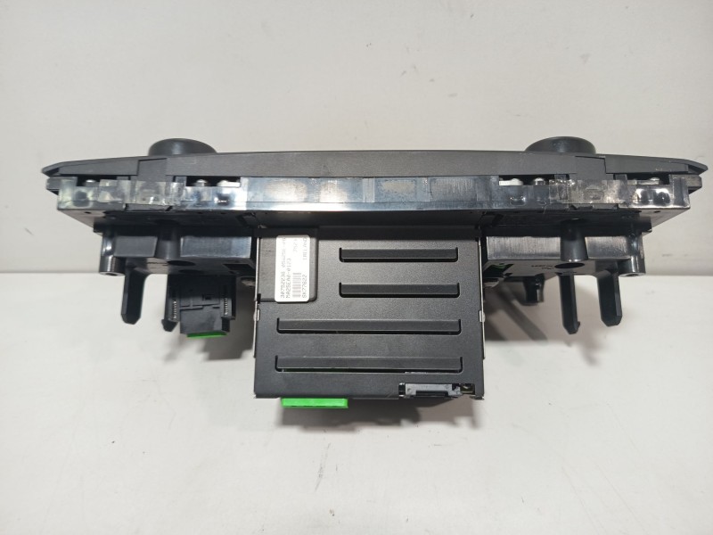 Recambio de sistema audio / radio cd para volvo xc90 i (275) d5 awd referencia OEM IAM 30732642  