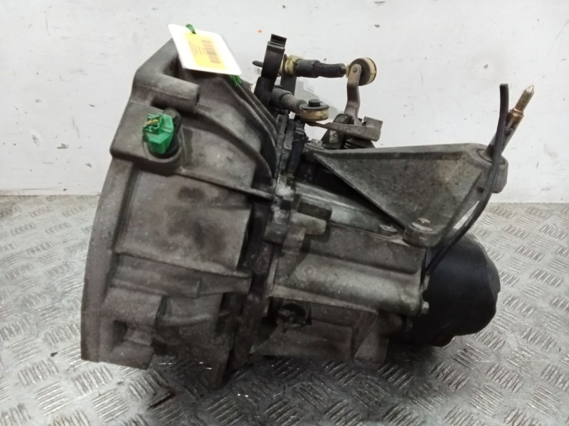 Recambio de caja cambios para nissan micra iii (k12) 1.2 16v referencia OEM IAM JH3103 32010AX603 