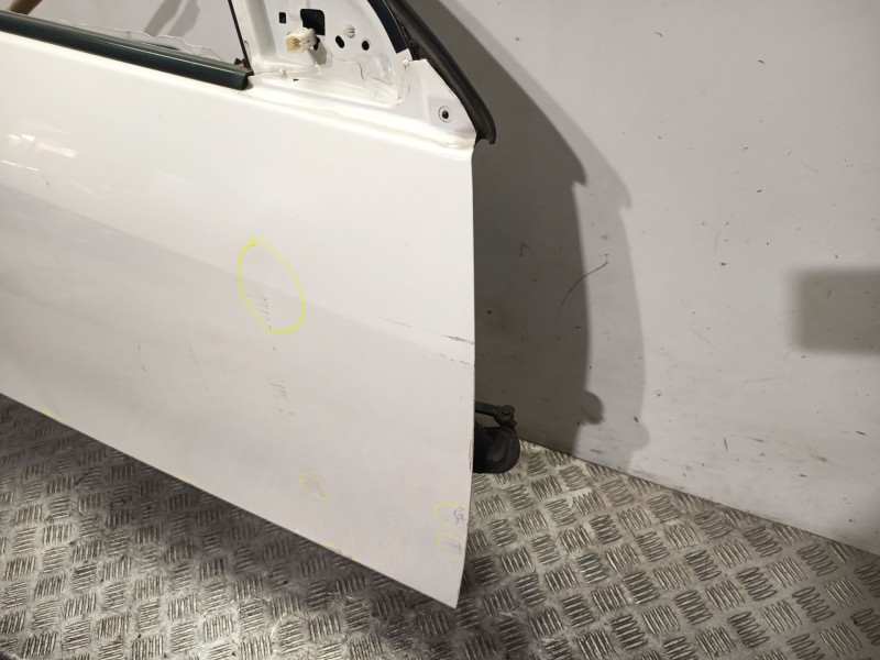 Recambio de puerta delantera derecha para mazda 3 lim. (bl) active referencia OEM IAM BBY95802XF  BLANCO