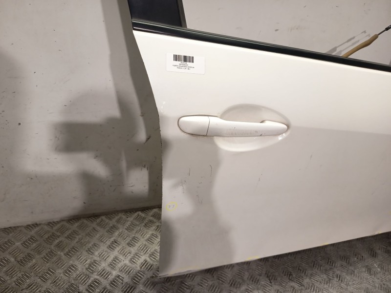 Recambio de puerta delantera derecha para mazda 3 lim. (bl) active referencia OEM IAM BBY95802XF  BLANCO