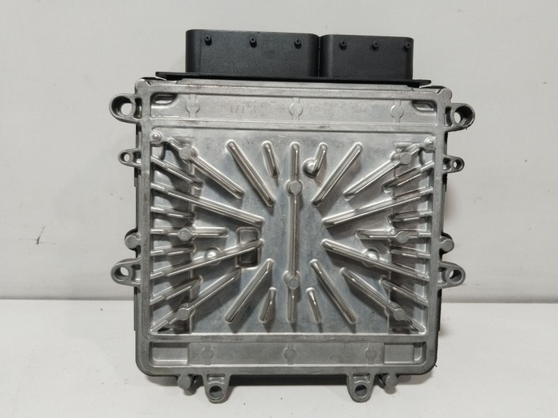 Recambio de centralita motor uce para volvo xc90 i (275) d5 awd referencia OEM IAM 0281012103  