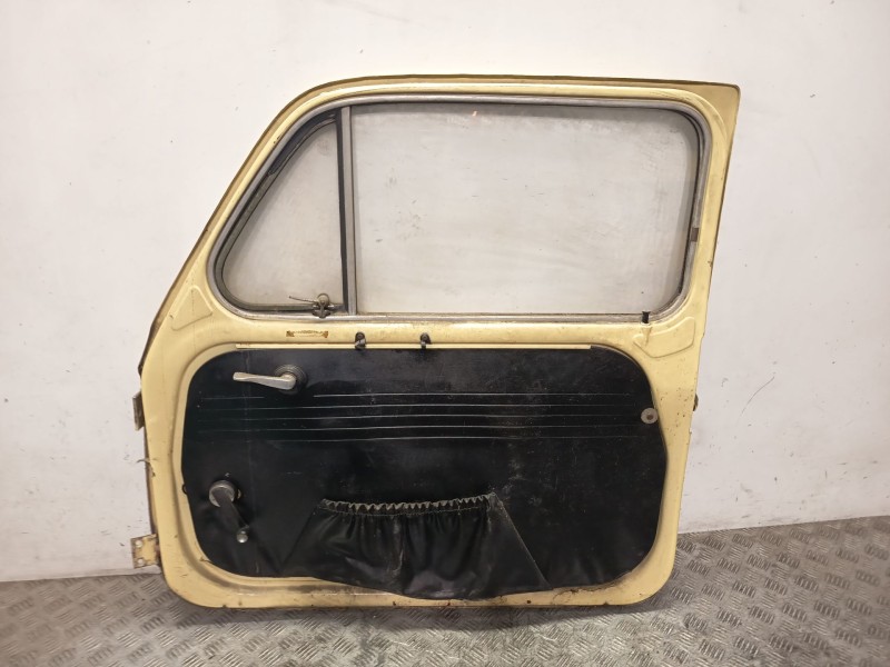 Recambio de puerta delantera derecha para seat 600 e referencia OEM IAM   