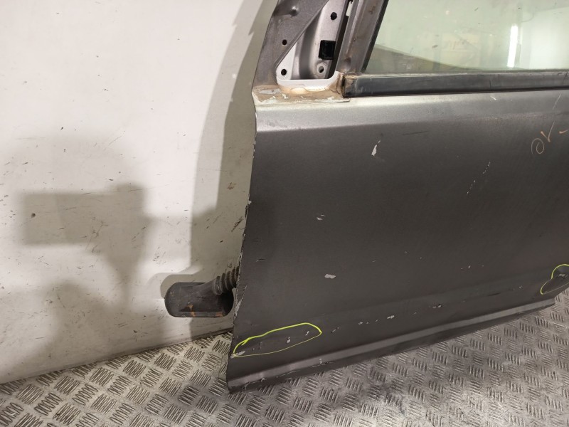 Recambio de puerta delantera izquierda para dodge caliber 2.0 crd referencia OEM IAM 5074155AB  