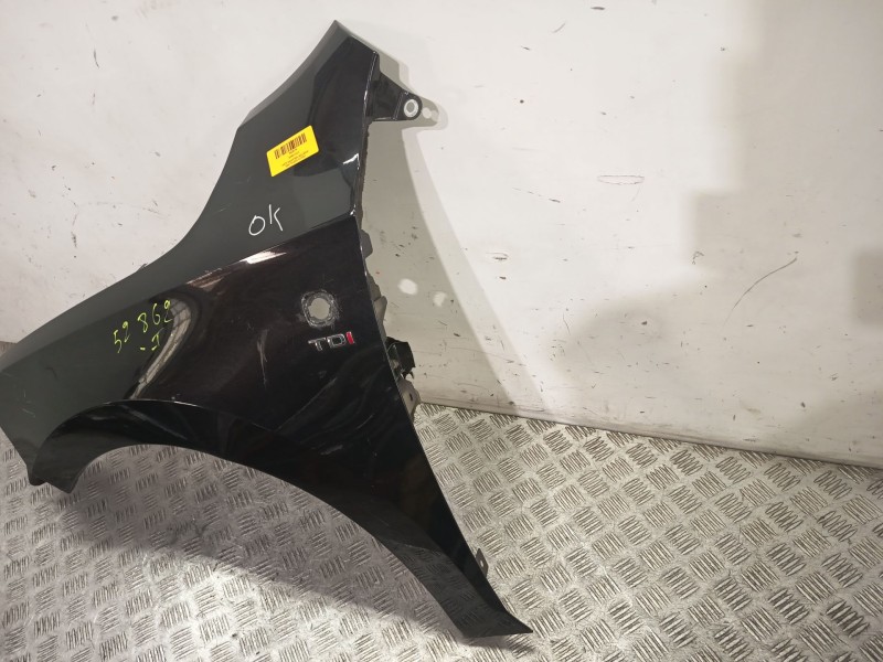 Recambio de aleta delantera izquierda para seat toledo iv (kg3) 1.6 tdi referencia OEM IAM 5JA821021C  NEGRO