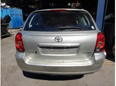 toyota avensis station wagon (_t25_) del año 2006