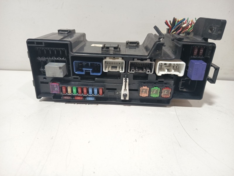Recambio de caja reles / fusibles para toyota aygo (_b1_) 1.0 (kgb10_) referencia OEM IAM 5014P01  