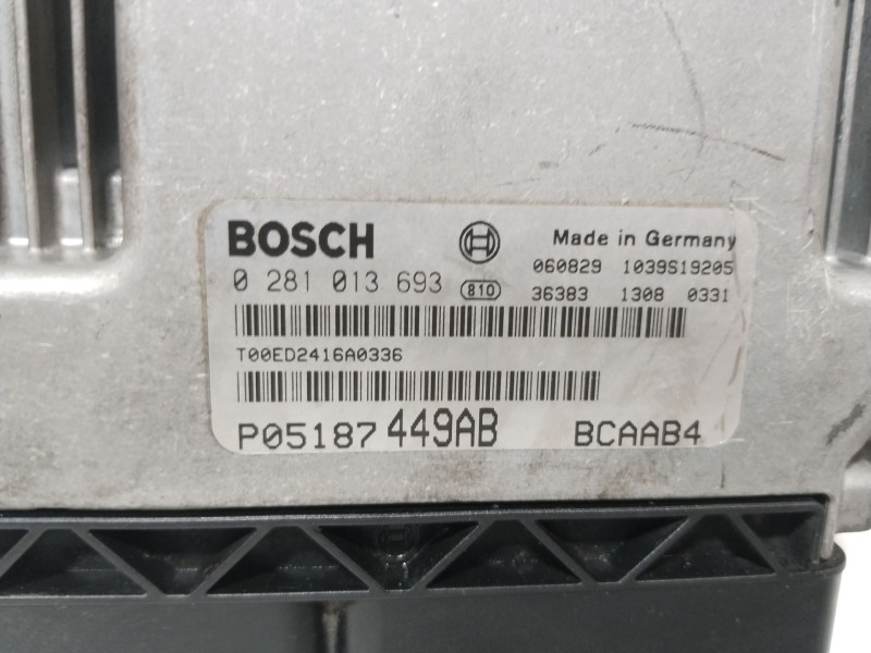 Recambio de centralita motor uce para dodge caliber 2.0 crd referencia OEM IAM 0281013693  