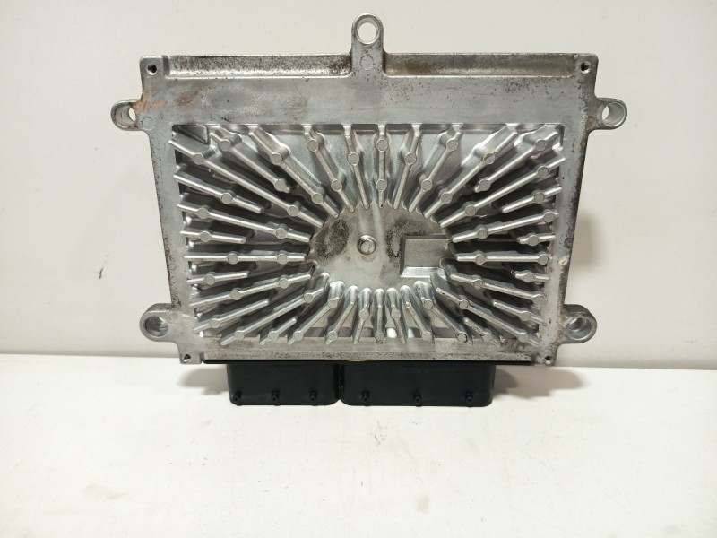 Recambio de centralita motor uce para volvo v50 (545) 2.4 referencia OEM IAM 0797009132  
