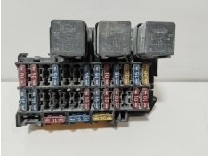 Recambio de caja reles / fusibles para nissan terrano ii (r20) 2.7 td 4wd referencia OEM IAM 243110E000  
