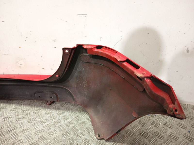 Recambio de paragolpes trasero para ford fusion (ju_) 1.4 referencia OEM IAM 1324511  