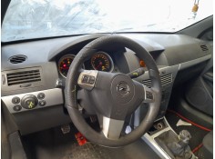 opel astra h gtc (a04) del año 2008 2