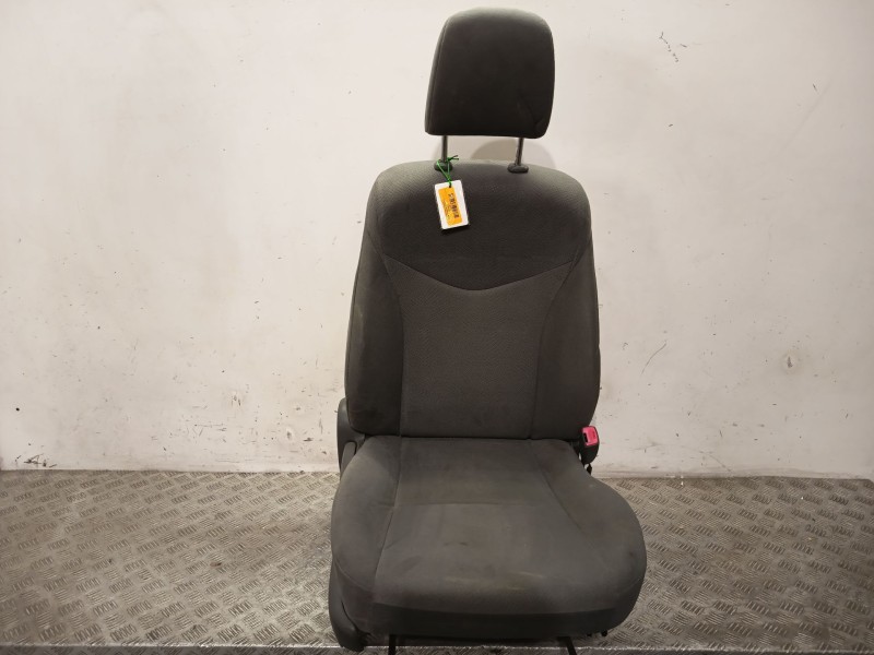 Recambio de asiento delantero derecho para toyota prius (_w3_) 1.8 hybrid (zvw3_) referencia OEM IAM 7143047180B1  