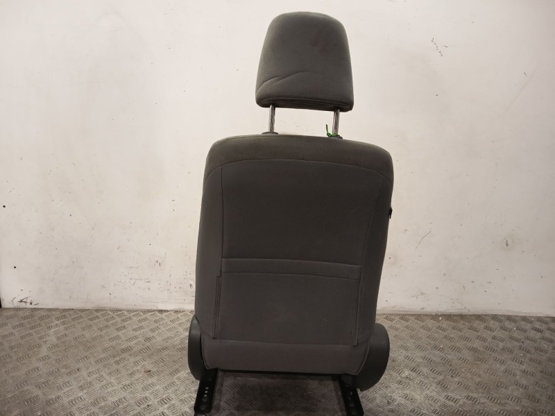Recambio de asiento delantero derecho para toyota prius (_w3_) 1.8 hybrid (zvw3_) referencia OEM IAM 7143047180B1  