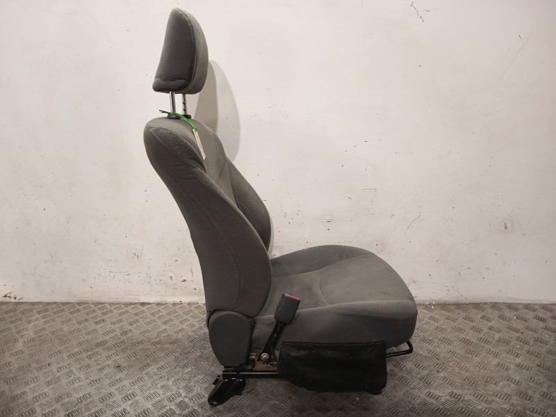 Recambio de asiento delantero izquierdo para toyota prius (_w3_) 1.8 hybrid (zvw3_) referencia OEM IAM 7144047090B2  