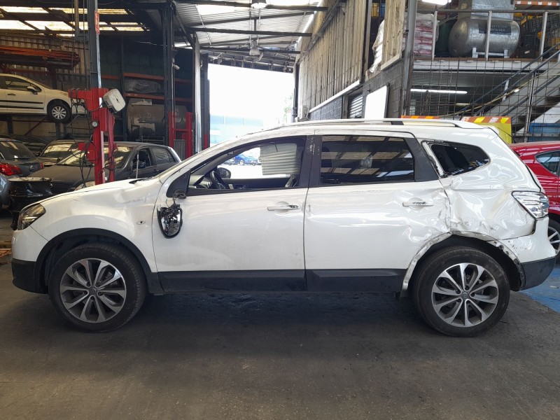nissan qashqai i van (j10) del año 2013