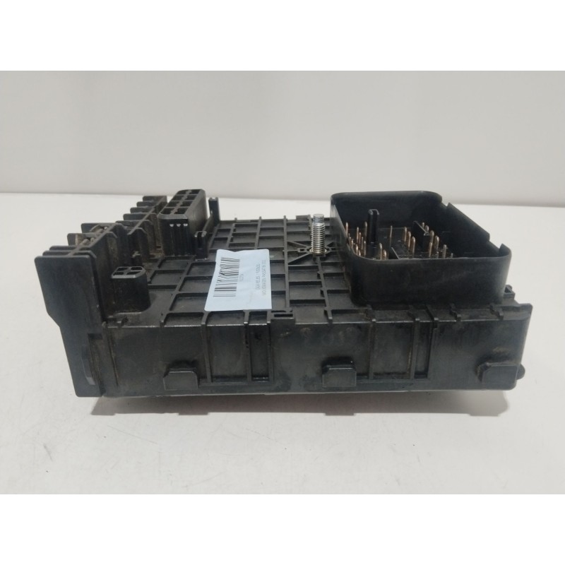 CAJA RELES / FUSIBLES 3C0937125  - imagen 2